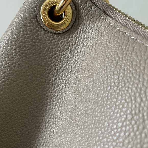 Authentic Louis Vuitton Monogram Empreinte Maida Hobo Purse - Picture 3 of 13